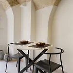 Palazzo Della Torre 004 - Historical Modern Aparthotel 3*