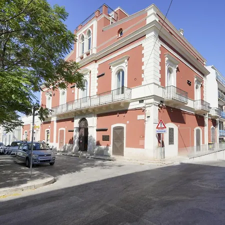 Palazzo Della Torre 004 - Historical Modern Apartmanhotel 3*