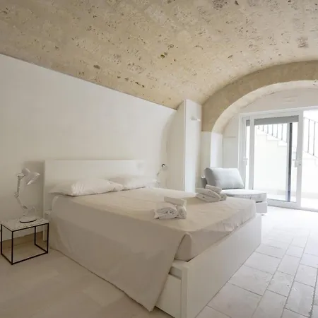 Palazzo Della Torre 004 - Historical Modern Aparthotel