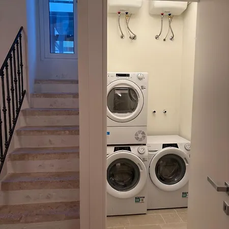 Lejlighedshotel Palazzo Della Torre 004 - Historical Modern 3*