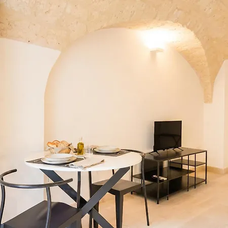 Palazzo Della Torre 004 - Historical Modern Aparthotel 3*